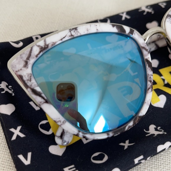 Express women’s sunglasses - Picture 2 of 7